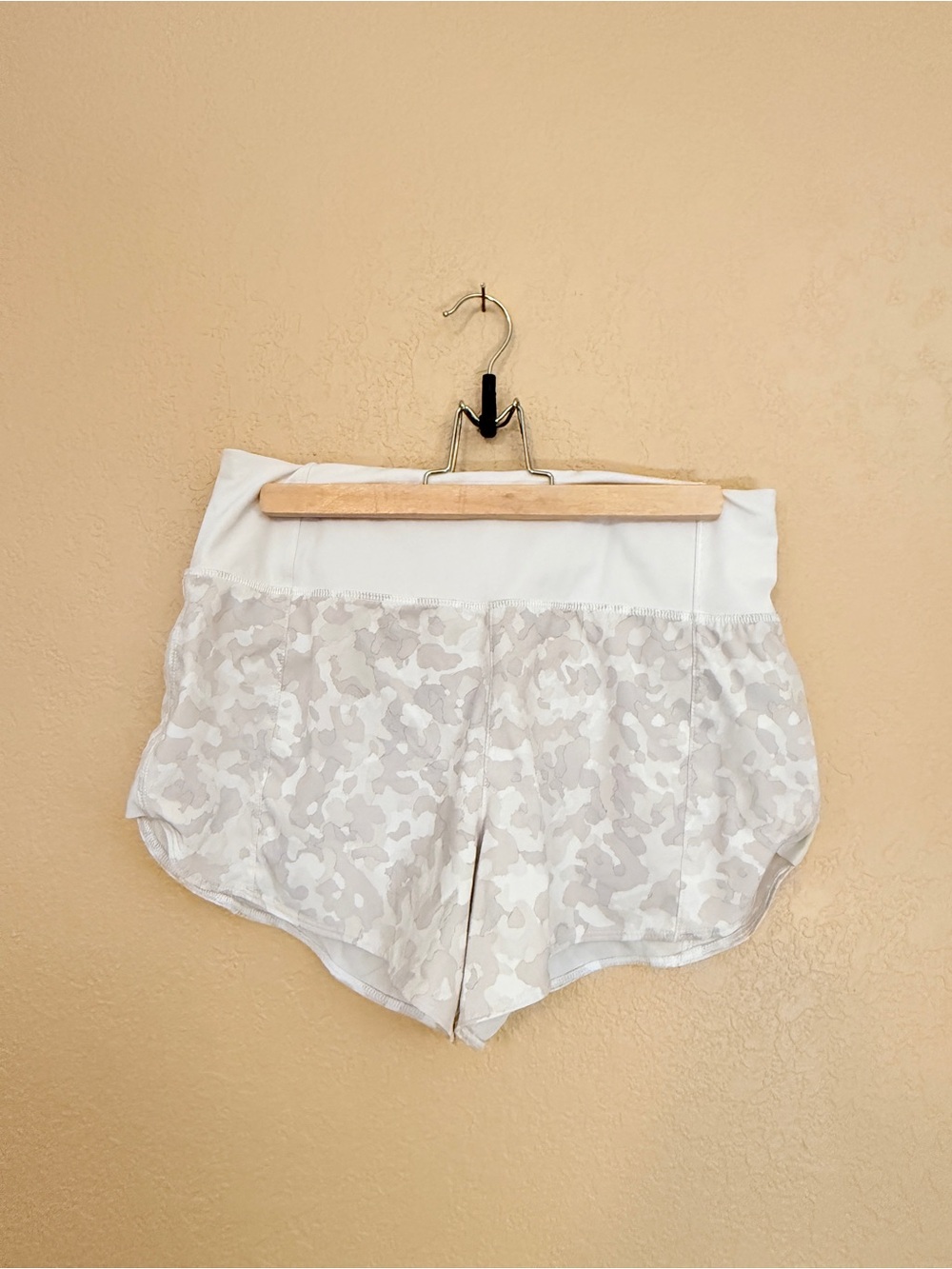 Athleta Cream Camo Athletic Shorts with Wide Waistband